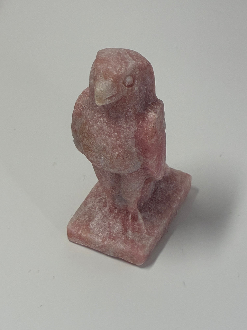 Pink Opal Bird 𐦖 Animal Carving