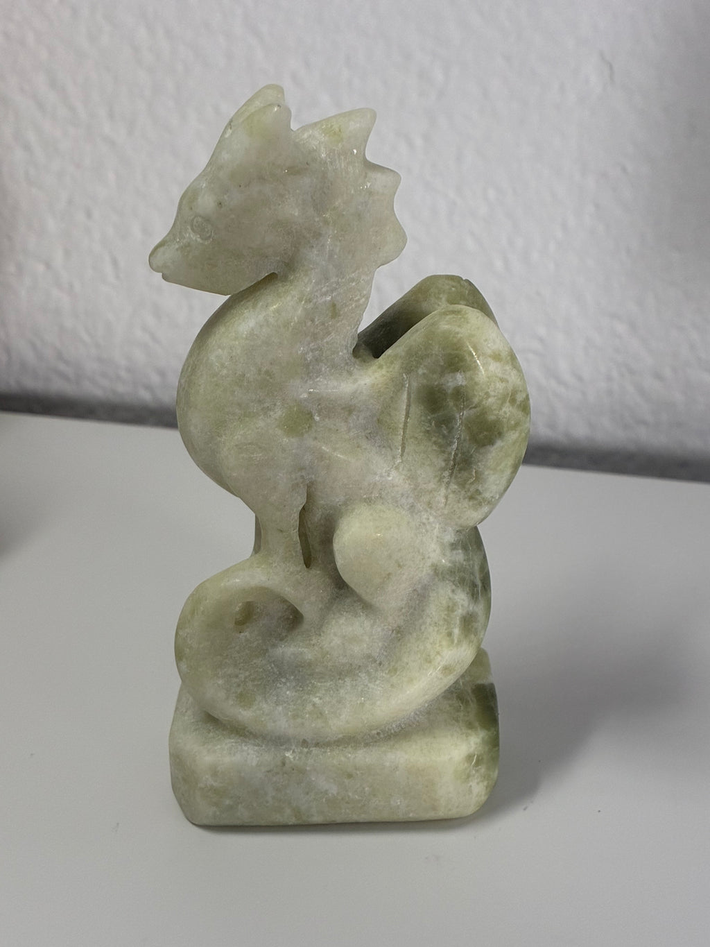 Jade Dragon 𐦖 Animal Carving