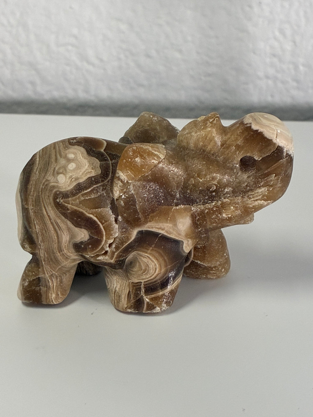 Calcite Elephant 𐦖 Animal Carving